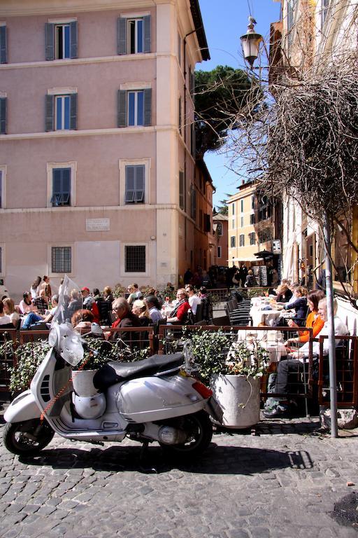 Domus31 - Luxury House In Trastevere โรม ห้อง รูปภาพ