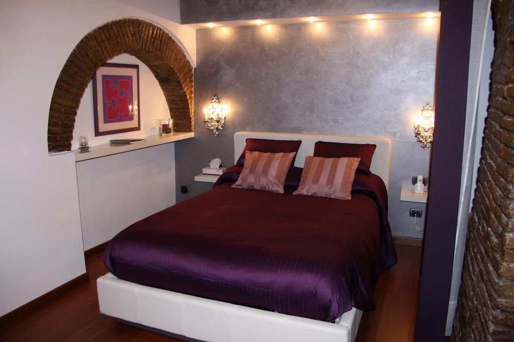 Domus31 - Luxury House In Trastevere โรม ห้อง รูปภาพ